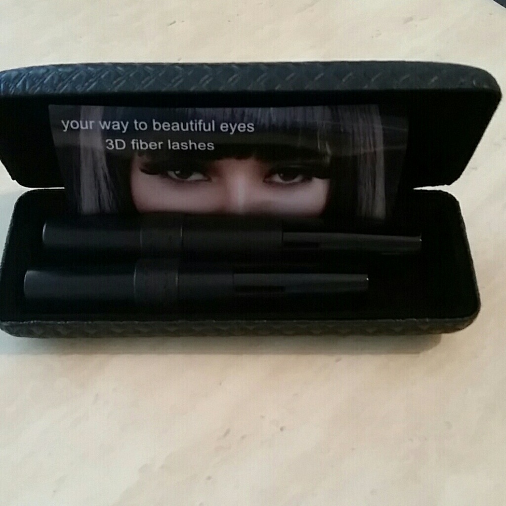 Moonstruck 3D Fiber lashes